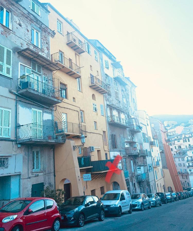 Près du Vieux port Studio terrasse vue dégagée église de Saint Jean Bastia  Esterno foto
